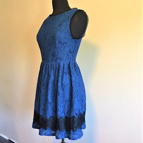 FRANCESCA'S Blue and Black Lace Dress - Medium - Picture 3 of 11